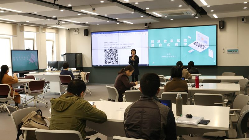 课程内容与教学方法是内训机构定制方案的核心。以下是一些关注点：