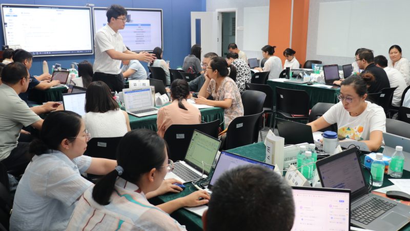 定制化内训课程，如何选择优质开发公司**